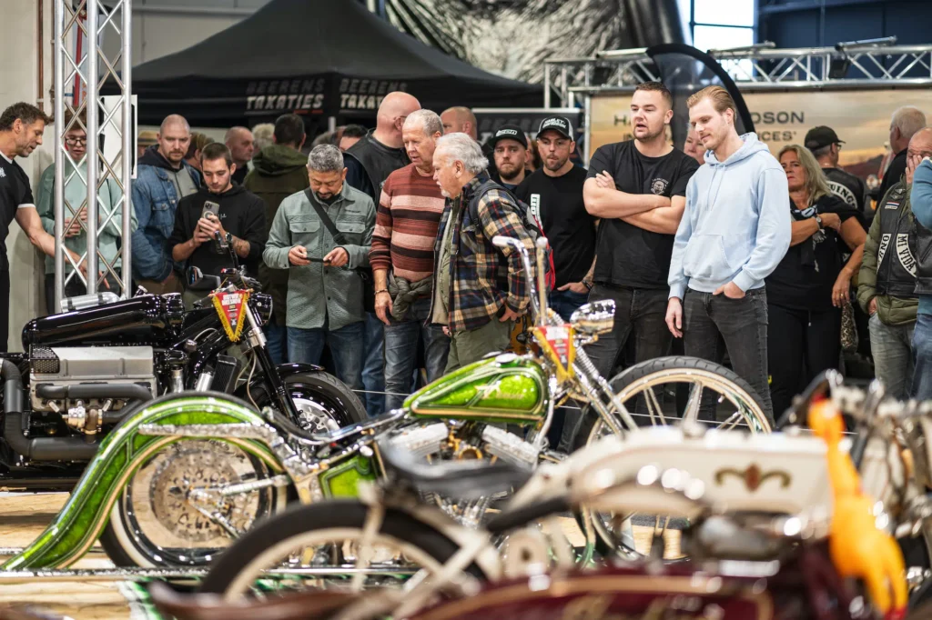 Dave Willems aanwezig bij de bigtwin bike show